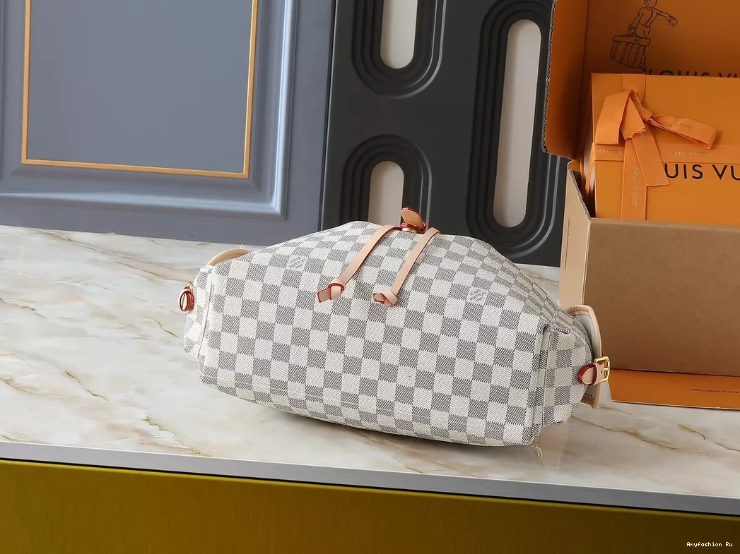 Louis 9678 For EyeCatching Women HandBags Vuitton 0212